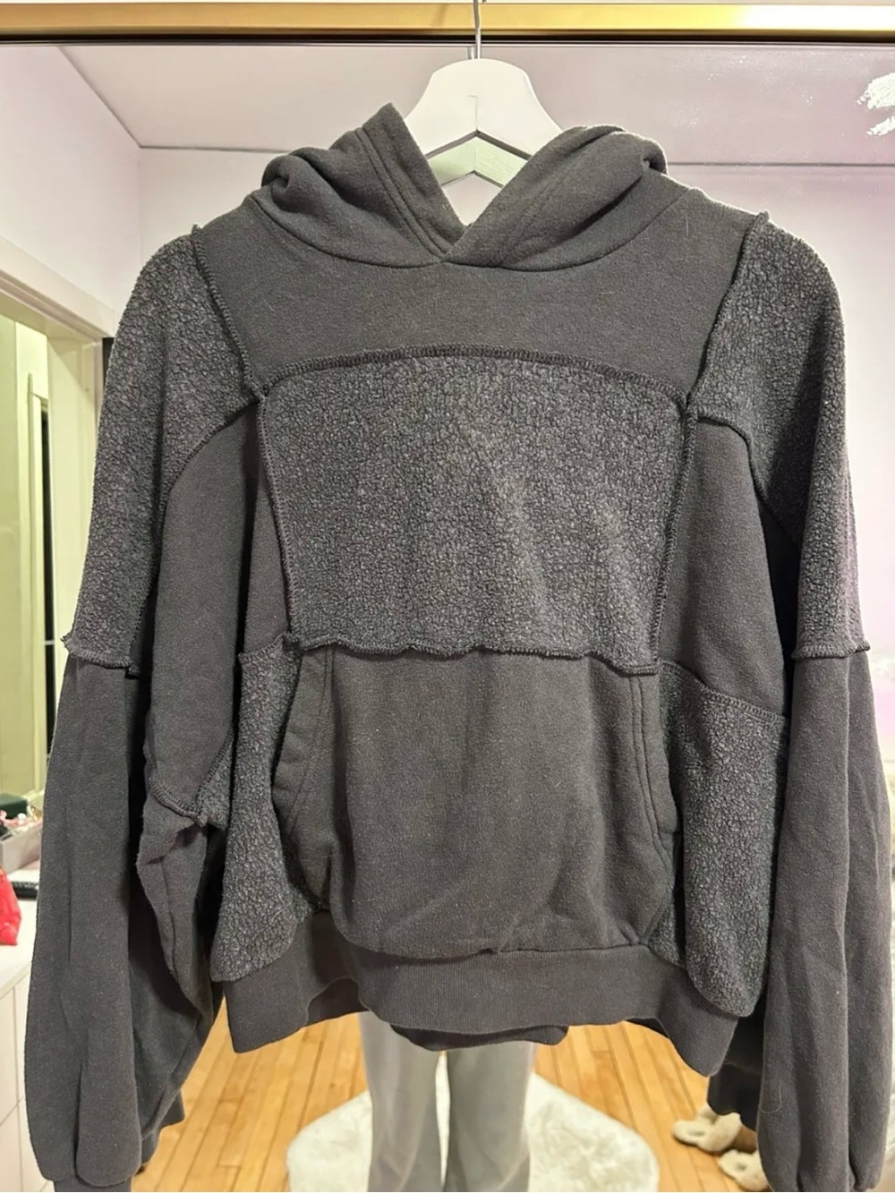 Aerie' Hooded Patchwork Fleece Sweater - Charcoal